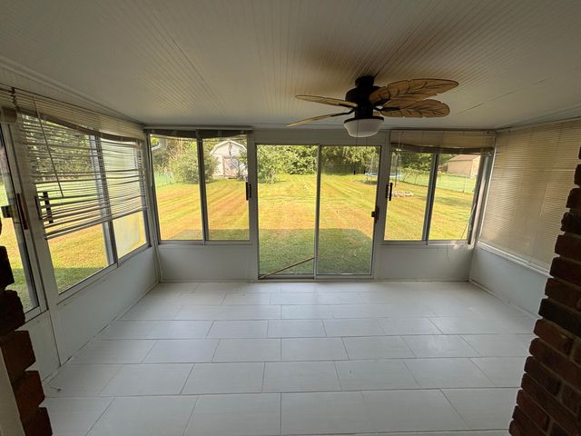 132 Meadowbrook Drive, Frankfort, KY 40601