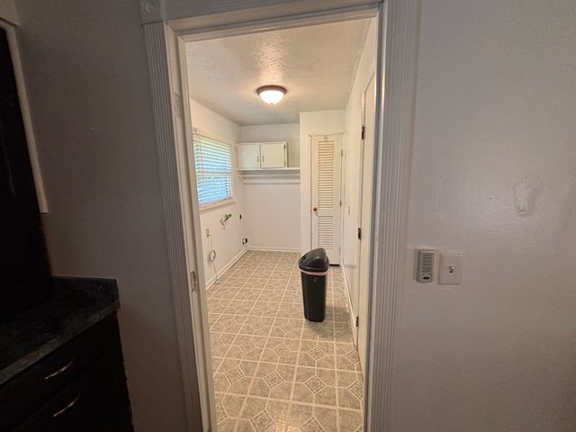 132 Meadowbrook Drive, Frankfort, KY 40601