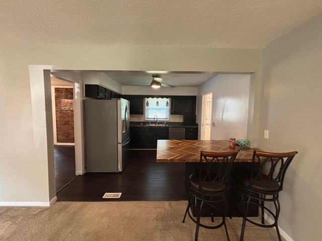 132 Meadowbrook Drive, Frankfort, KY 40601