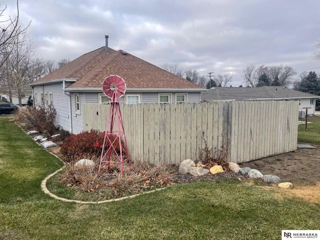 305 Carnes Avenue, Pender, NE 68047