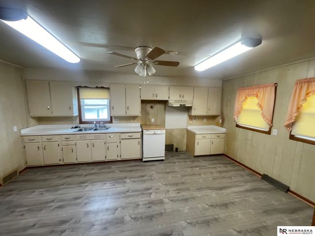 305 Carnes Avenue, Pender, NE 68047