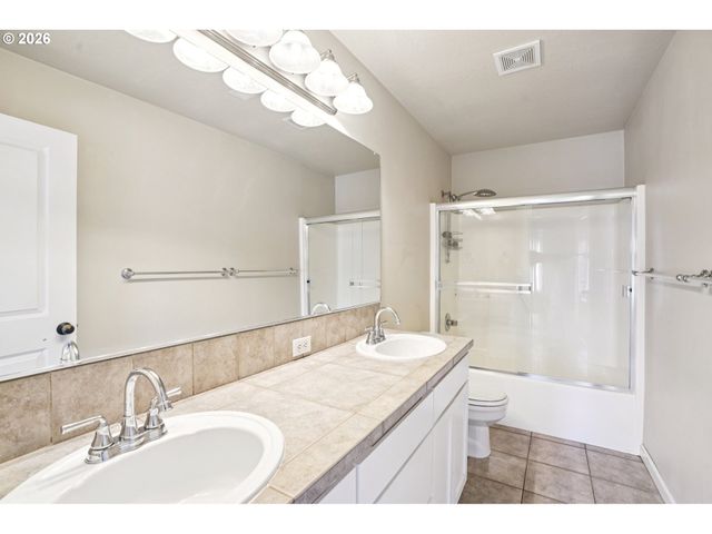 5005 Sw WENTWORTH Ter, Beaverton, OR 97078