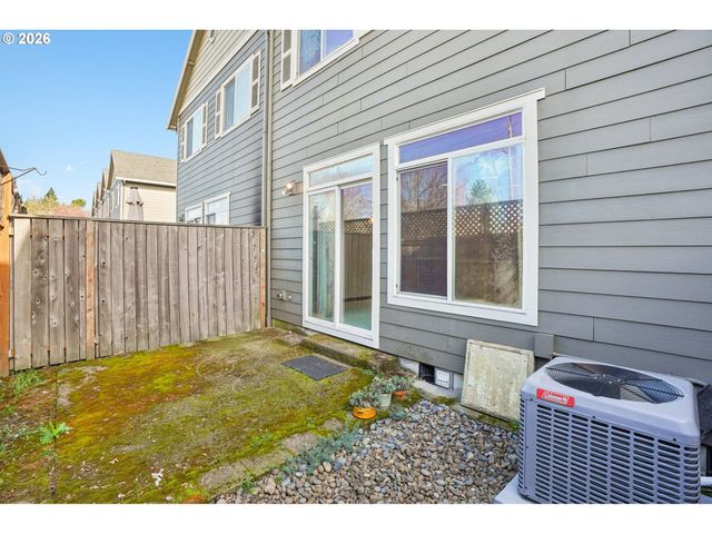 5005 Sw WENTWORTH Ter, Beaverton, OR 97078