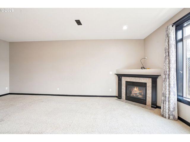 5005 Sw WENTWORTH Ter, Beaverton, OR 97078