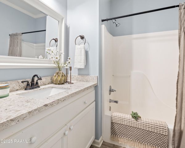 414 Lauren Drive, Scott, LA 70583