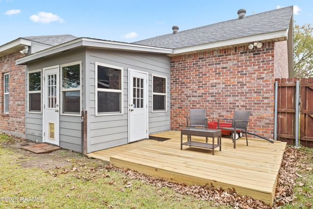 414 Lauren Drive, Scott, LA 70583