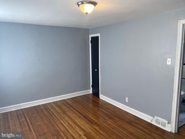 5860 SAUL ST, Philadelphia, PA 19149