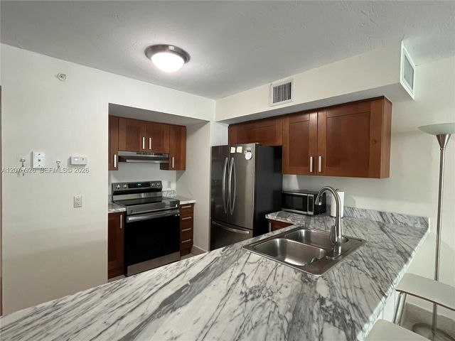 9499 Collins Avenue 307, Surfside, FL 33154