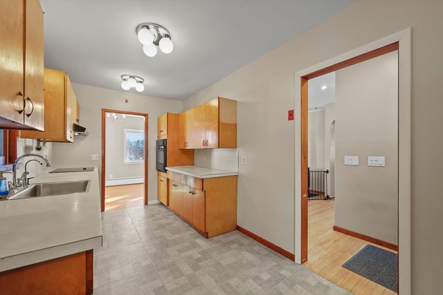 139 Longview Ave, Hinsdale, MA 01235