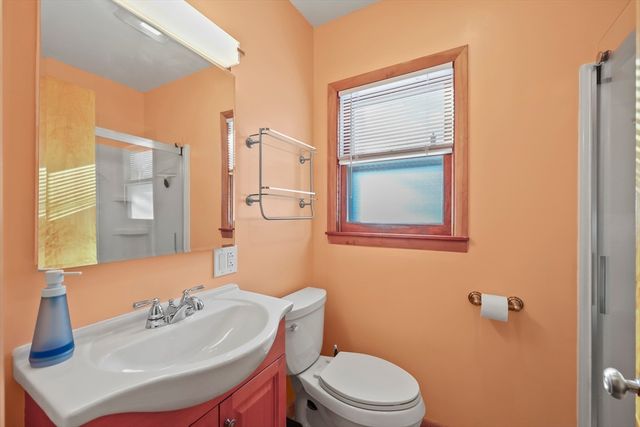 139 Longview Ave, Hinsdale, MA 01235