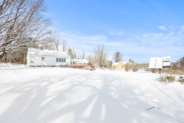 139 Longview Ave, Hinsdale, MA 01235