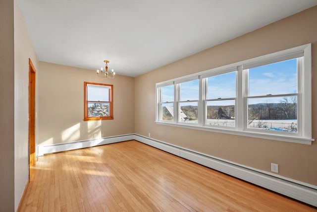 139 Longview Ave, Hinsdale, MA 01235