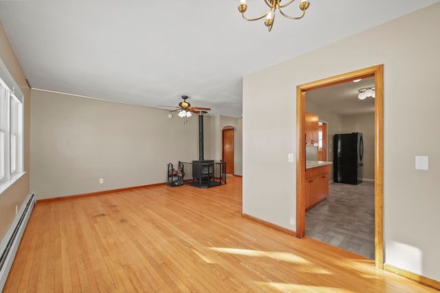 139 Longview Ave, Hinsdale, MA 01235