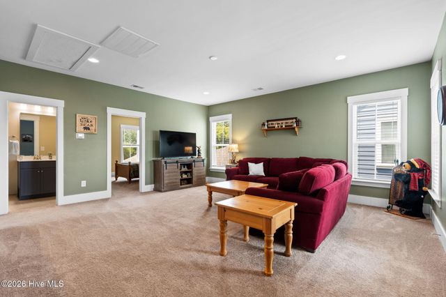 9099 Village Lake Drive SW, Calabash, NC 28467