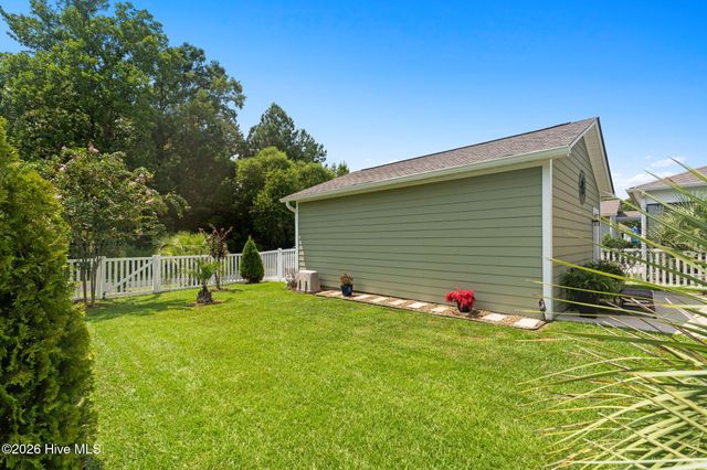 9099 Village Lake Drive SW, Calabash, NC 28467