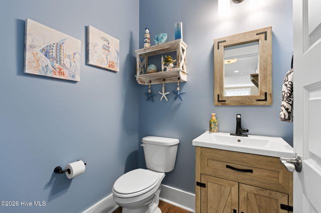 9099 Village Lake Drive SW, Calabash, NC 28467