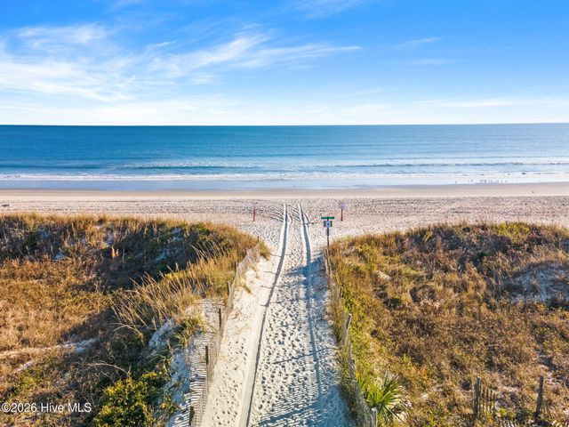 9099 Village Lake Drive SW, Calabash, NC 28467