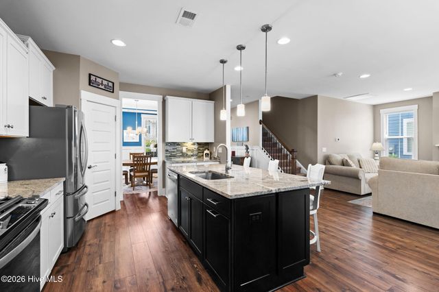 9099 Village Lake Drive SW, Calabash, NC 28467