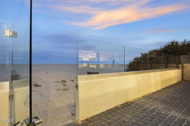 3541 Ocean Drive, Oxnard, CA 93035