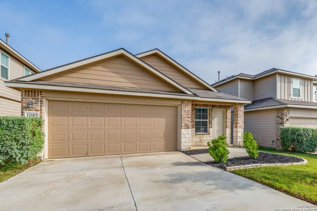 13103 Dolomar Parkway, St Hedwig, TX 78152