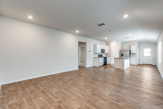 13103 Dolomar Parkway, St Hedwig, TX 78152