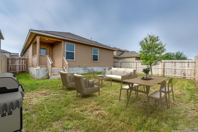 13103 Dolomar Parkway, St Hedwig, TX 78152