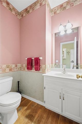 1204 Franklin Drive, Lee's Summit, MO 64064