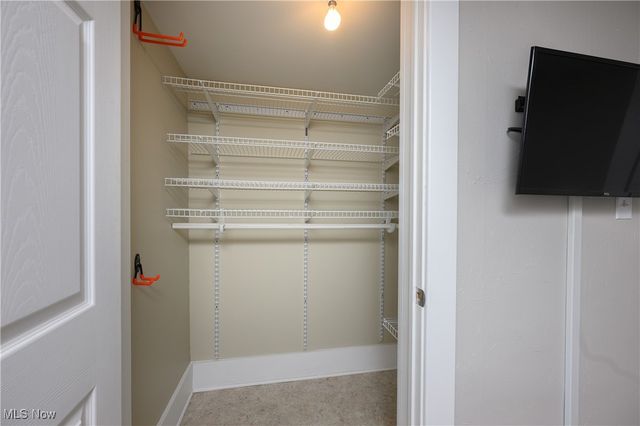 26 W Hiram Street, Barberton, OH 44203