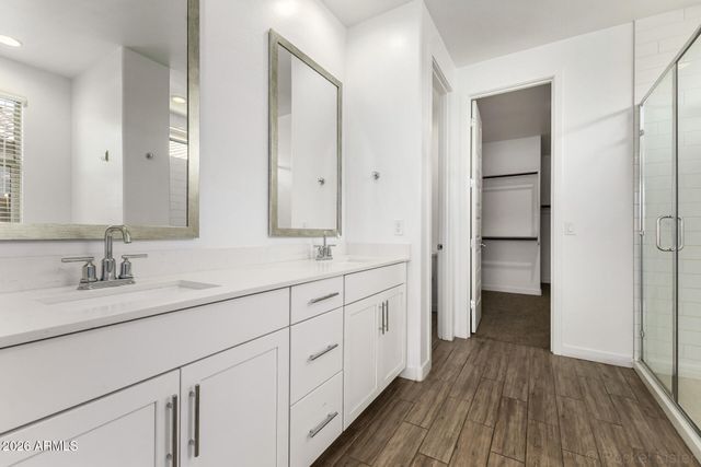 2209 E MEADOWVIEW Court, Gilbert, AZ 85298