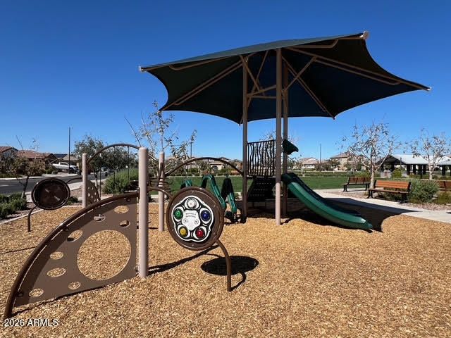 2209 E MEADOWVIEW Court, Gilbert, AZ 85298