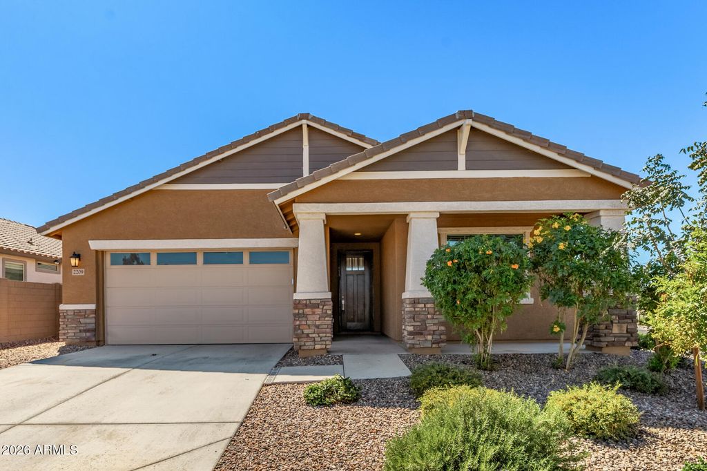 2209 E MEADOWVIEW Court, Gilbert, AZ 85298