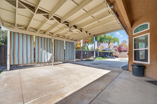 174 N Lind Avenue, Clovis, CA 93612