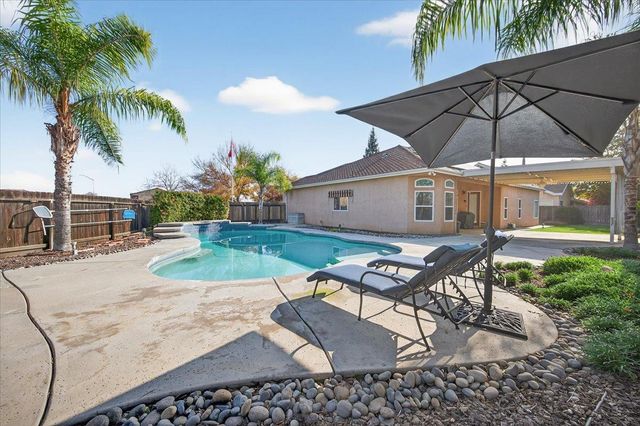 174 N Lind Avenue, Clovis, CA 93612