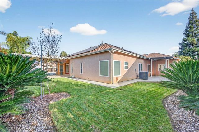 174 N Lind Avenue, Clovis, CA 93612