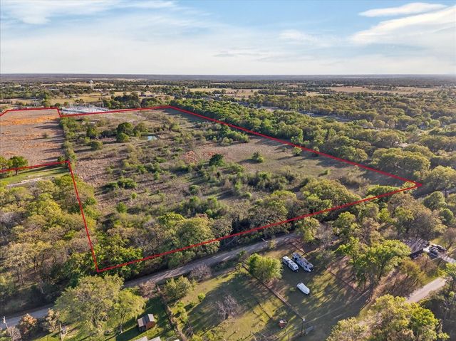 696 E Will White Road, Tool, TX 75143