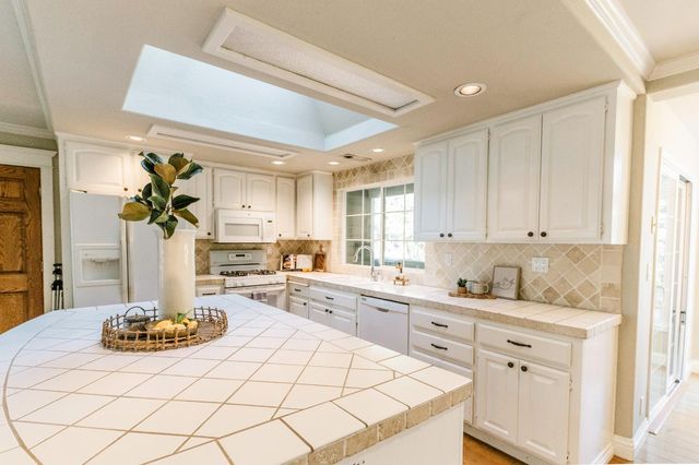 7530 Rasmussen Rd, Loomis, CA 95650