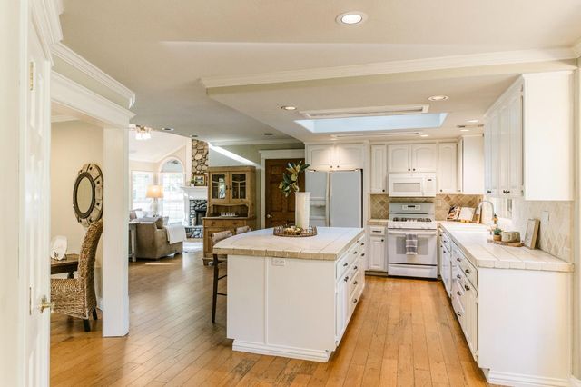 7530 Rasmussen Rd, Loomis, CA 95650