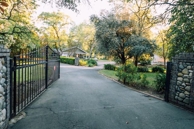 7530 Rasmussen Rd, Loomis, CA 95650