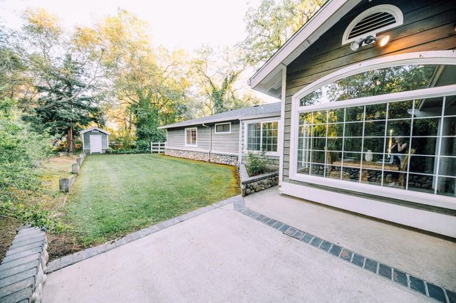 7530 Rasmussen Rd, Loomis, CA 95650