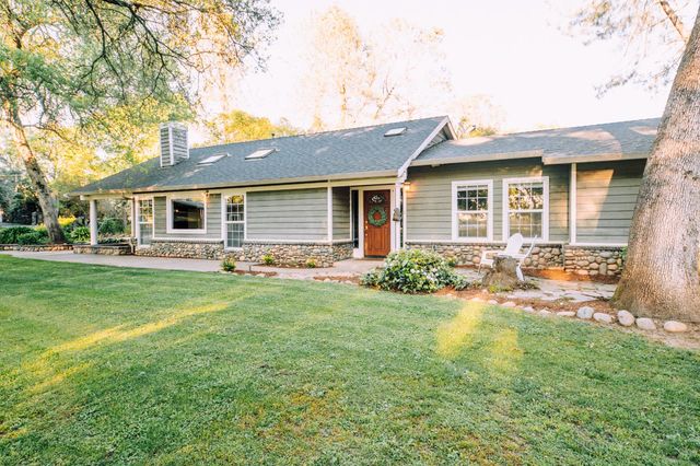 7530 Rasmussen Rd, Loomis, CA 95650