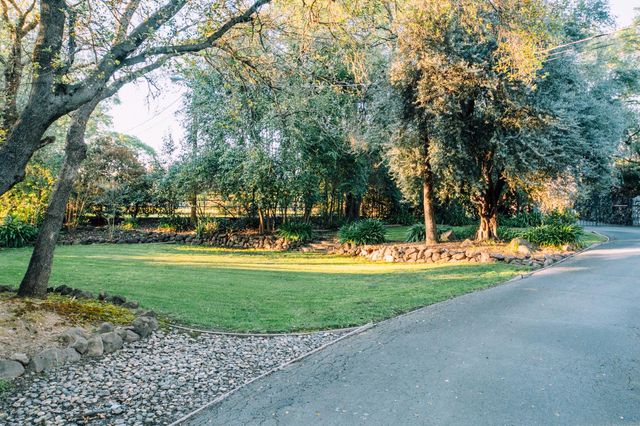 7530 Rasmussen Rd, Loomis, CA 95650