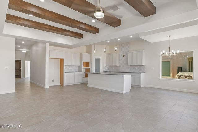 360 Playa Vista Street, Horizon City, TX 79928