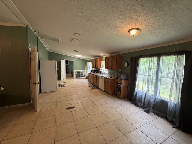 1241 Back Penn Road, Summerville, GA 30747