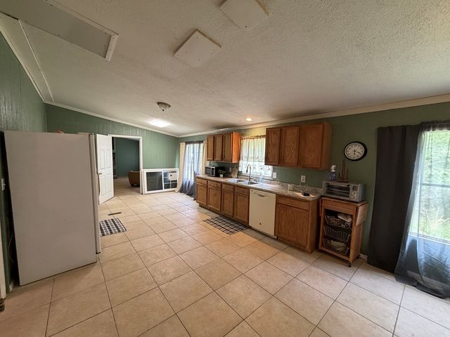1241 Back Penn Road, Summerville, GA 30747