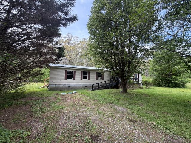 1241 Back Penn Road, Summerville, GA 30747