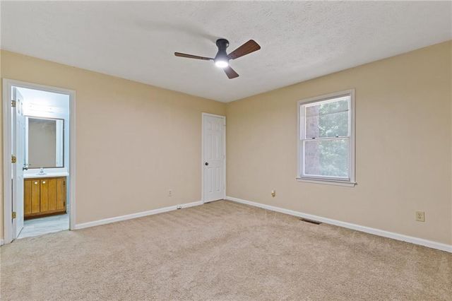 5278 Oakridge Drive, Stone Mountain, GA 30083