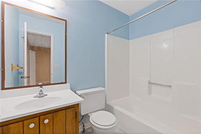 5278 Oakridge Drive, Stone Mountain, GA 30083