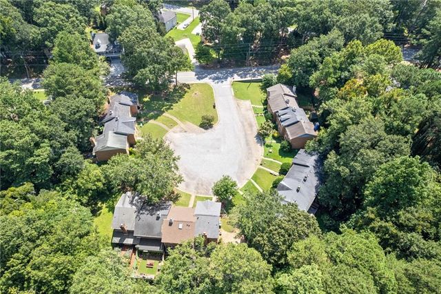 5278 Oakridge Drive, Stone Mountain, GA 30083