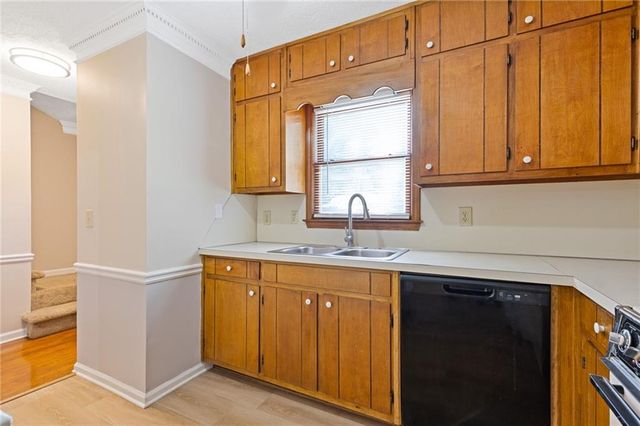 5278 Oakridge Drive, Stone Mountain, GA 30083