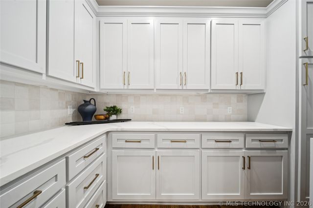9708 E 132nd Street S, Bixby, OK 74008